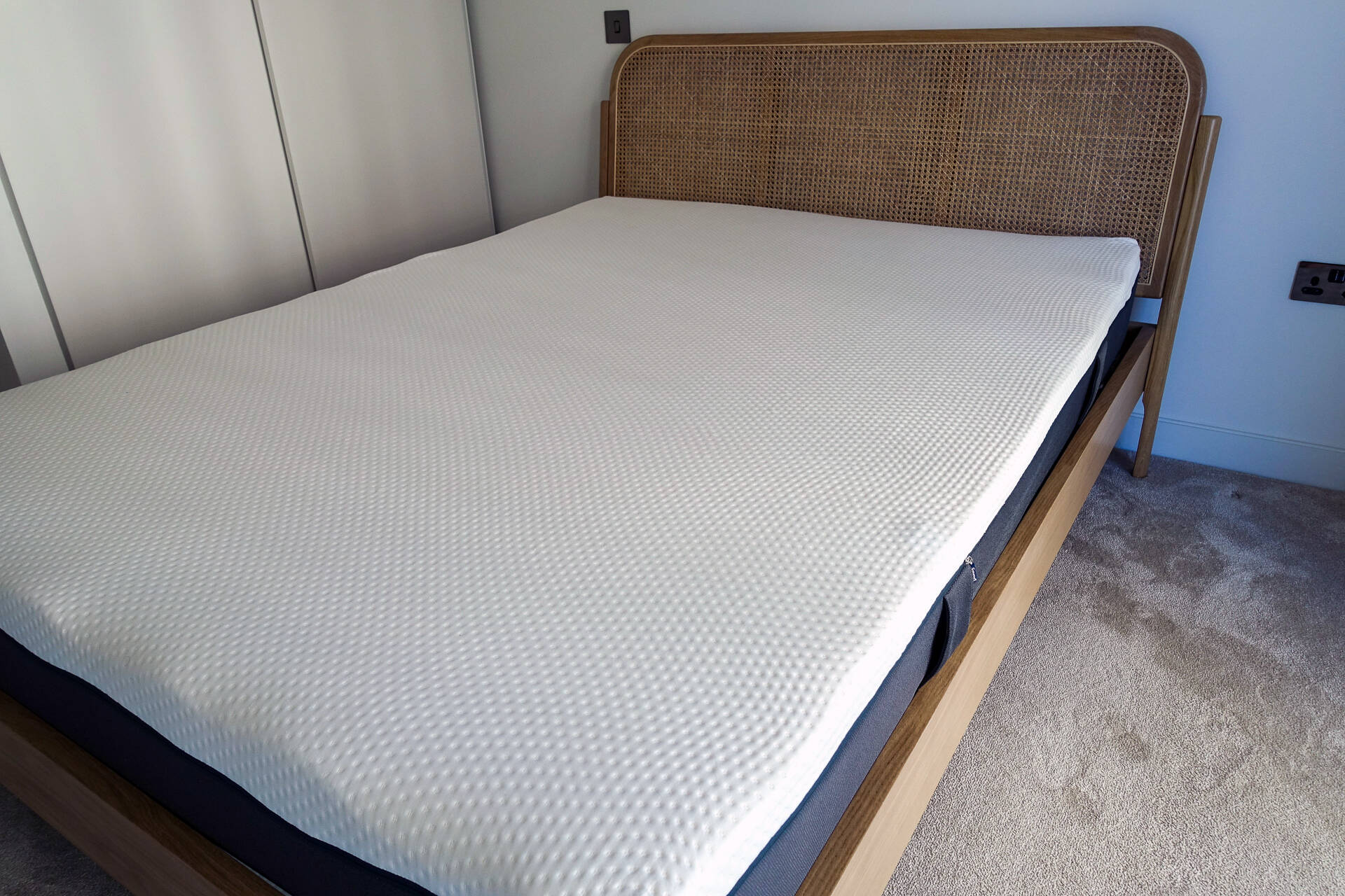 Emma mattress on sale ikea bed